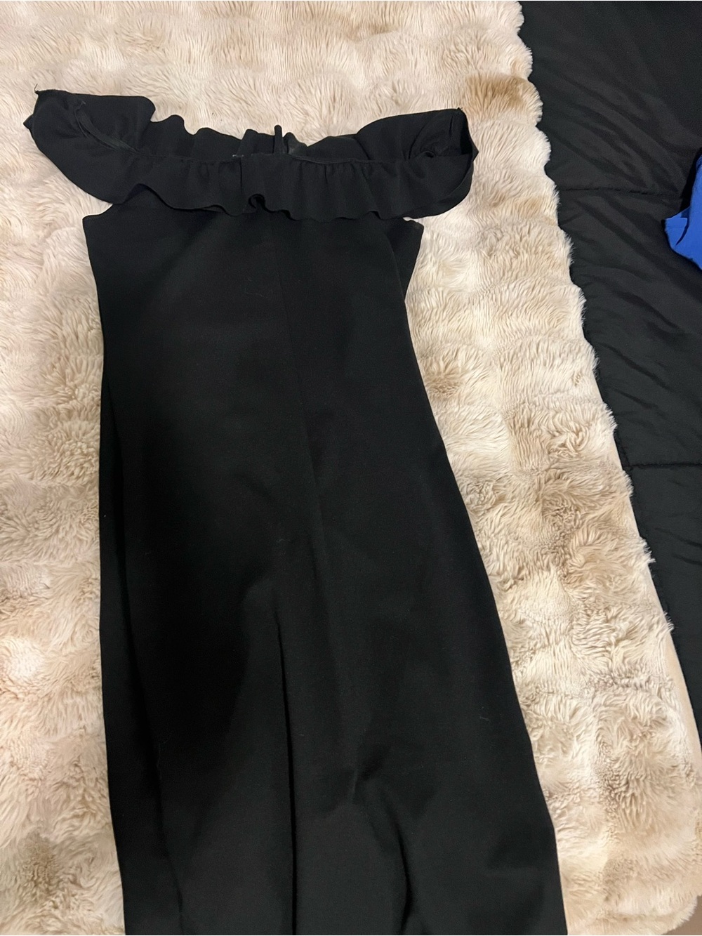 Off the -Shoulder Black Ruffle Dress